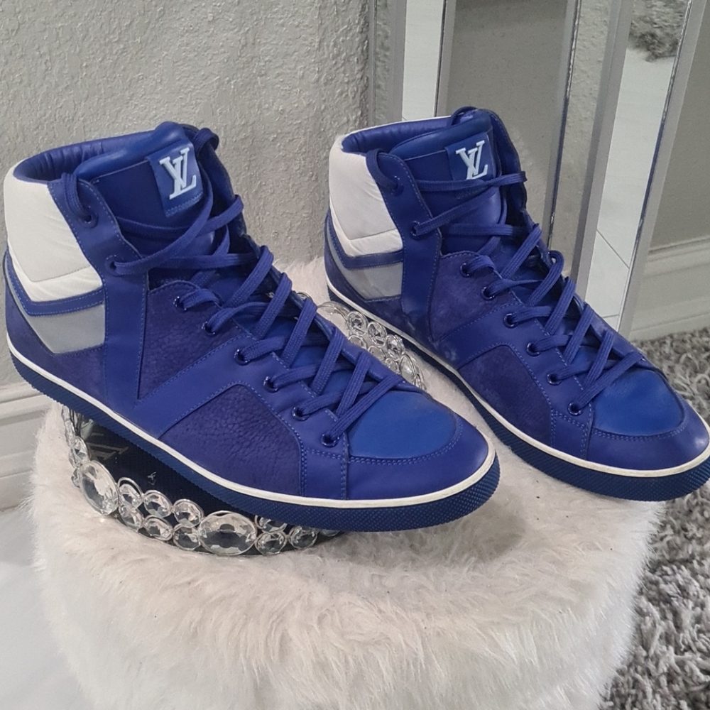 LV Sneakers hi top